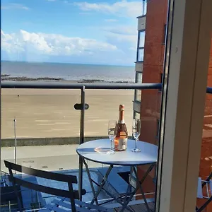 Apartment Ocean View Apartment - Swansea Marina, Swansea
