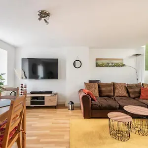 Apartment Swan-bay-view Ltd, Swansea